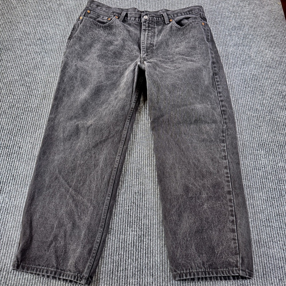 Levis 550 Relaxed Fit Faded Black Denim Jeans Mens 40x30 CW-0423 3757